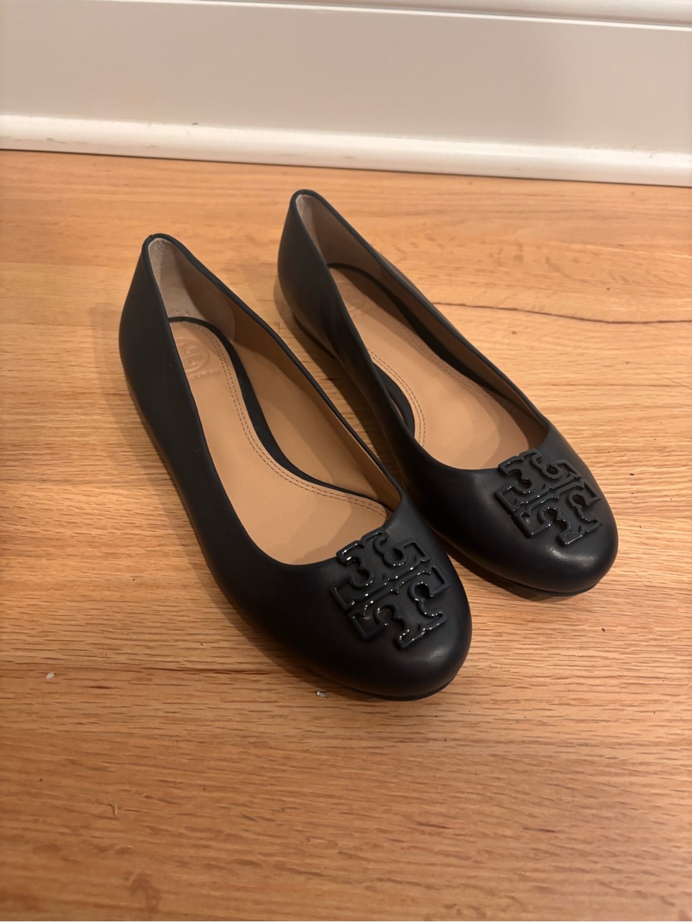 Tory Burch navy leather Ballet Flats size US 7